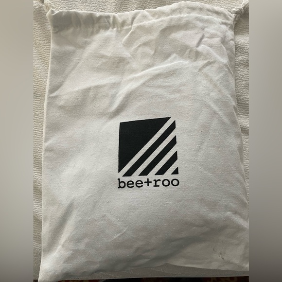 Bee + roo 100% cashmere nursing poncho - Picture 9 of 9